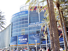 Anaheim Convention Centerの正面入り口
