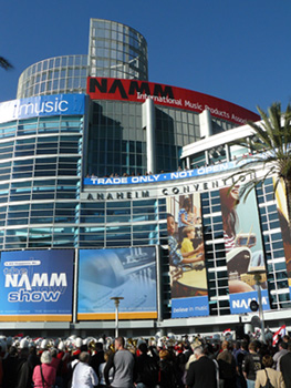 The main entrance of Anaheim Convention Center